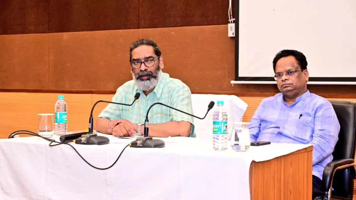 एसआईआर के खिलाफ झारखंड विधानसभा में प्रस्ताव लाएगी सरकार…