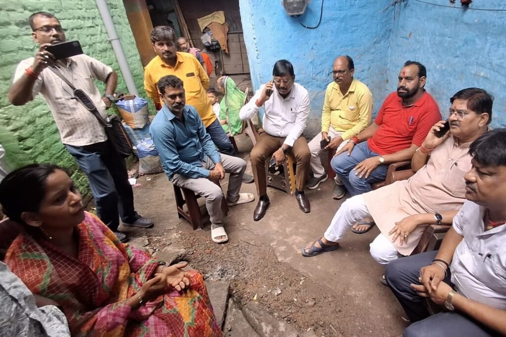 MLA राज सिन्हा ने सूदखोर के शोषण से पीड़ित पूजा देवी से की मुलाकात..बैंक से बात कर मदद का दिलाया भरोसा…