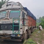 कुलटी न्यू कलॉनी पुकुर पाड़ा मे घंटों फंसा रहा अवैध कोयले से लदा ट्रक पुलिस और सिआईएसएफ को नही पड़ी भनक…