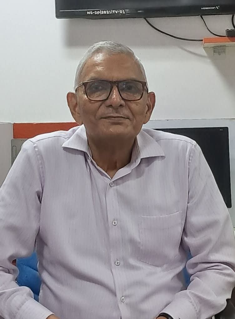 क्या आप यकीन करेंगे कि किसी डॉक्टर पर 34 विजिलेंस केस और लूट, डकैती के 18 केस दर्ज हुए हों और वह सभी केसों से बेदाग निकल आए…