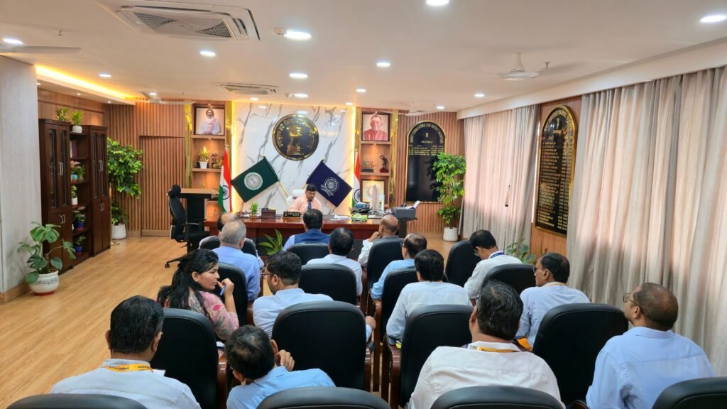 उपायुक्त ने बेलगड़िया के विकास के लिए बीसीसीएल के साथ की बैठक..