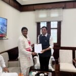 धनबाद में बहुउद्देशीय अत्याधुनिक स्पोर्ट्स स्टेडियम की स्थापना हेतु सांसद ढुलू महतो ने केंद्रीय खेल मंत्री मनसुख मांडवीय से की मुलाकात, सौंपा प्रस्ताव…