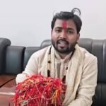 खान सर को बांधी गईं लगभग 15,000 राखियां…