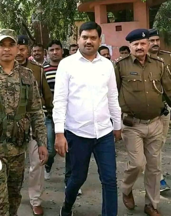 झरिया के पूर्व विधायक संजीव सिंह रिनपास से हुए डिस्चार्ज, समर्थकों ने किया स्वागत…