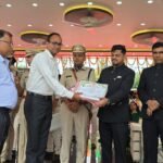 सराहनीय कार्य के लिए बीआरपी व सीआरपी सम्मानित…