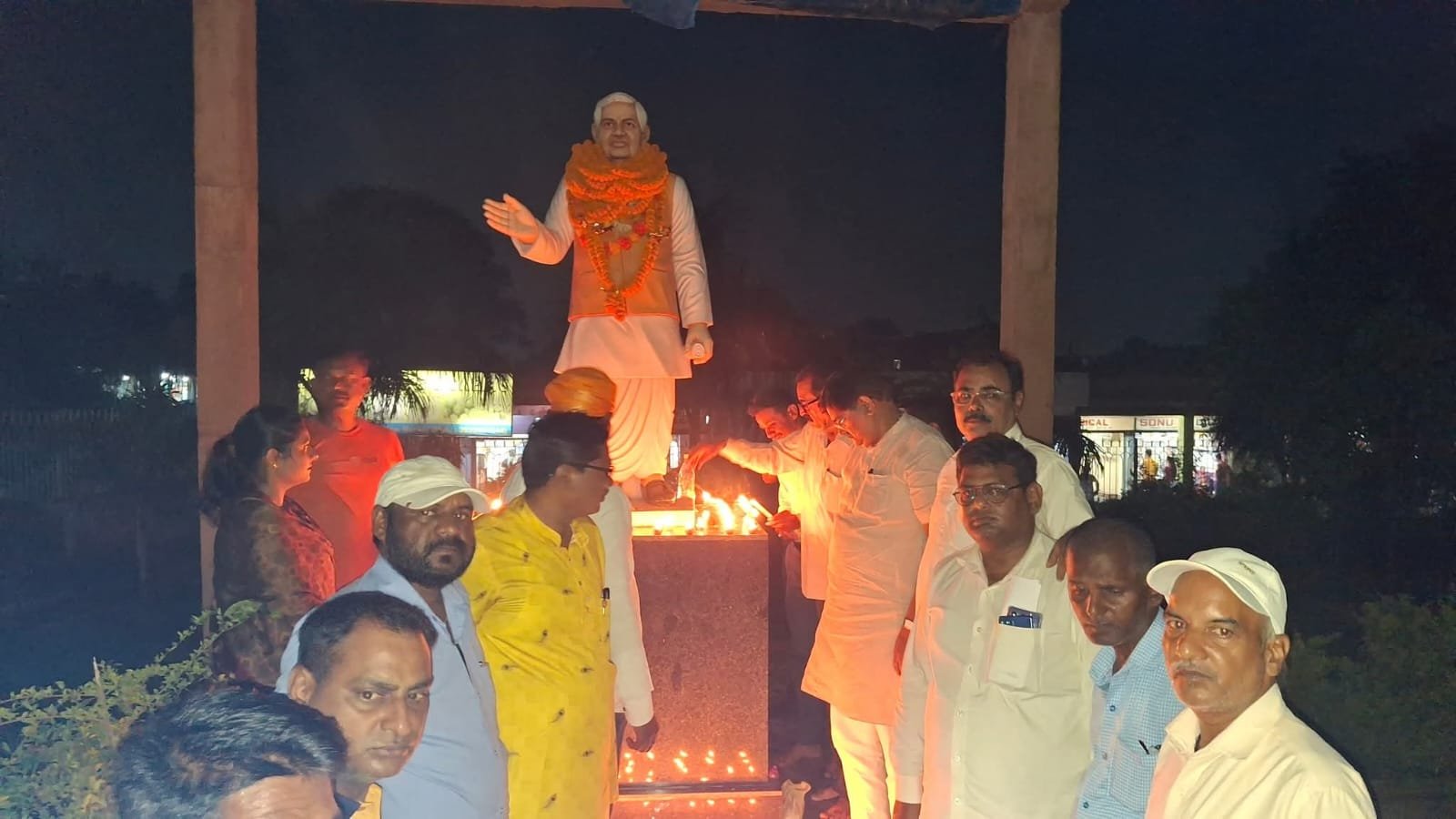 पूर्व पीएम अटल बिहारी वाजपेई की सातवीं पुण्यतिथी धूम धाम से मनाई गई, विधायक राज ने दी भावपूर्ण श्रद्धांजलि…