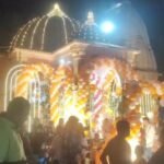 श्रीकृष्ण जन्माष्टमी के उपलक्ष्य में भव्य रूप से सजाया गया हीरापुर हरिमंदिर,भगवान श्रीकृष्ण की पूजा करने उमड़ी भक्तों की भीड़…