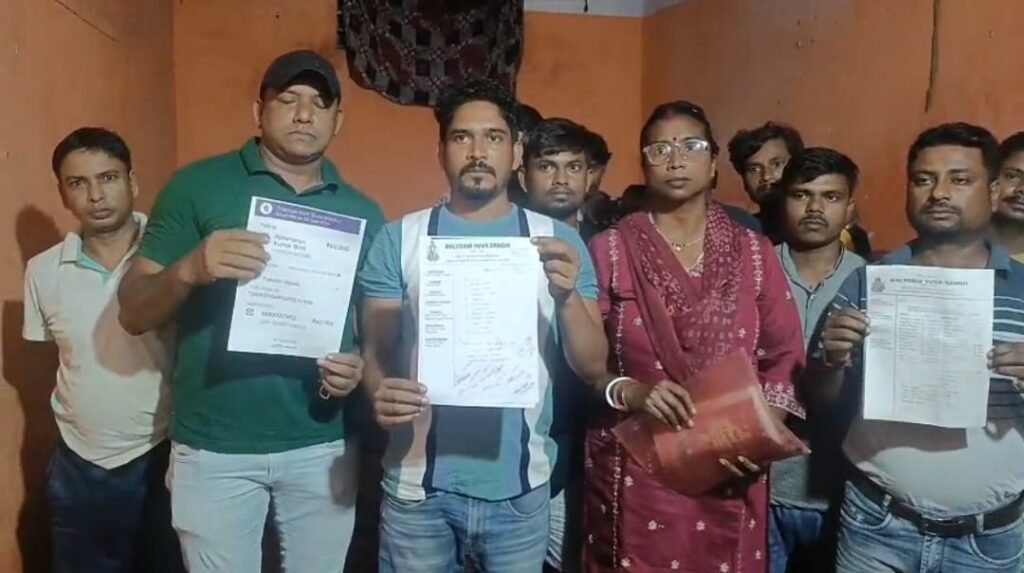 बलतोड़िया मे तृणमूल की गुटबाजी एक दूसरे पर लगाया मेला कमिटी के फंड मे घोटालेबाजी का आरोप…