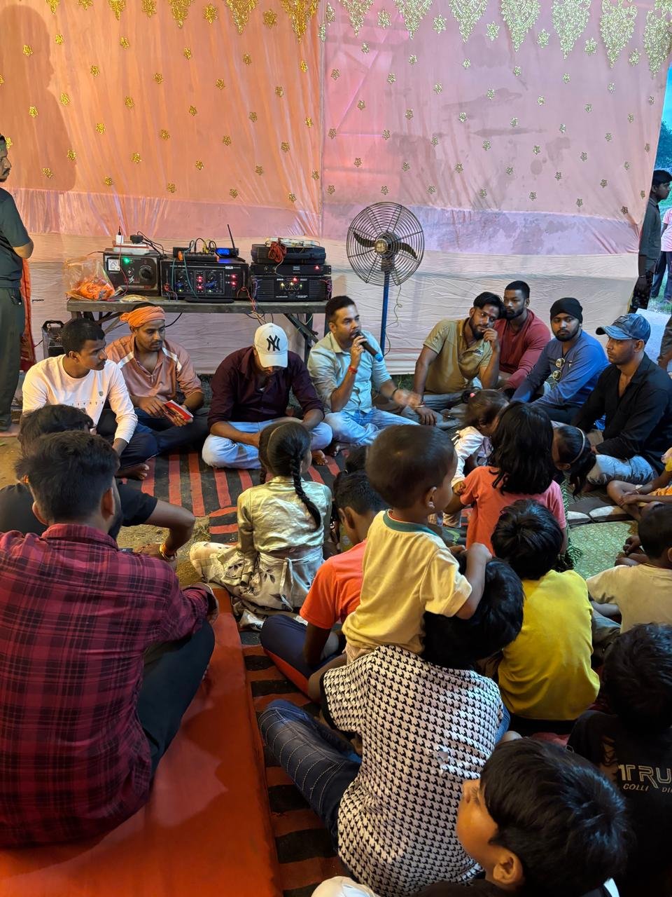 गणेश चतुर्थी पर झरिया और सिंदरी में भव्य पूजा आयोजन, श्रद्धालुओं की उमड़ी भीड़…