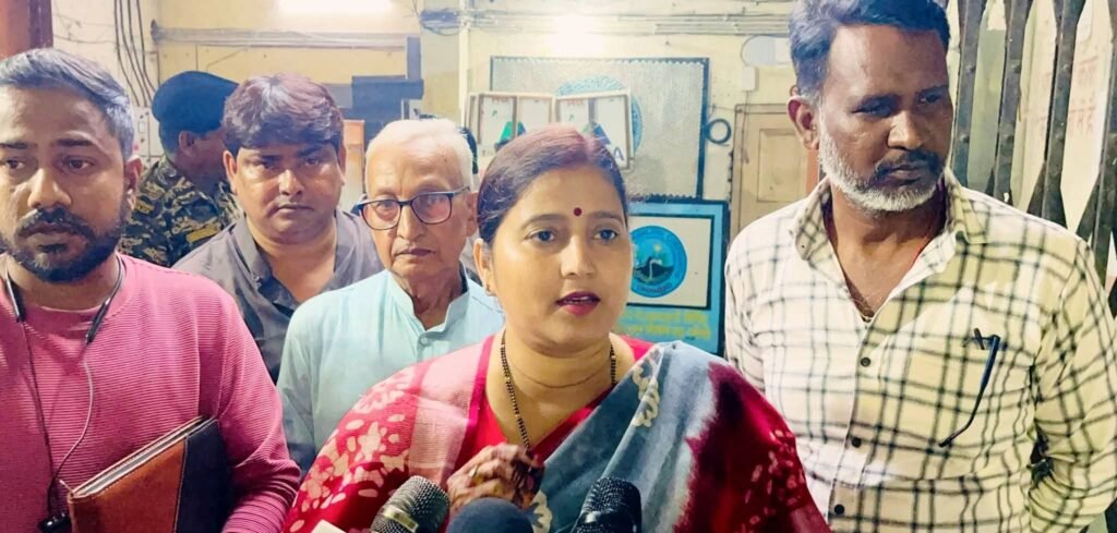 झरिया विधानसभा क्षेत्र की जनसमस्याओं पर हुई बैठक, नगर आयुक्त ने दिलाया शीघ्र समाधान का आश्वासन…