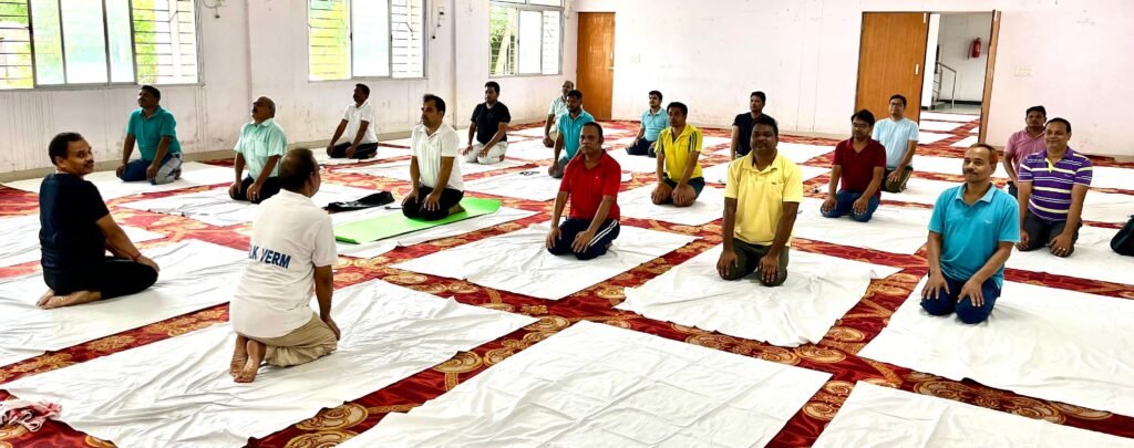 बीआईटी सिंदरी ने योग के साथ मनाया राष्ट्रीय खेल दिवस…