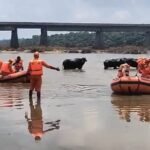 करम पूजा पर मातम में बदला खुशियों का पल, नदी में बह गईं 5 बच्चियाँ – एक की मौत, संध्या अब भी लापता NDRF की रेस्क्यू ऑपरेशन जारी…