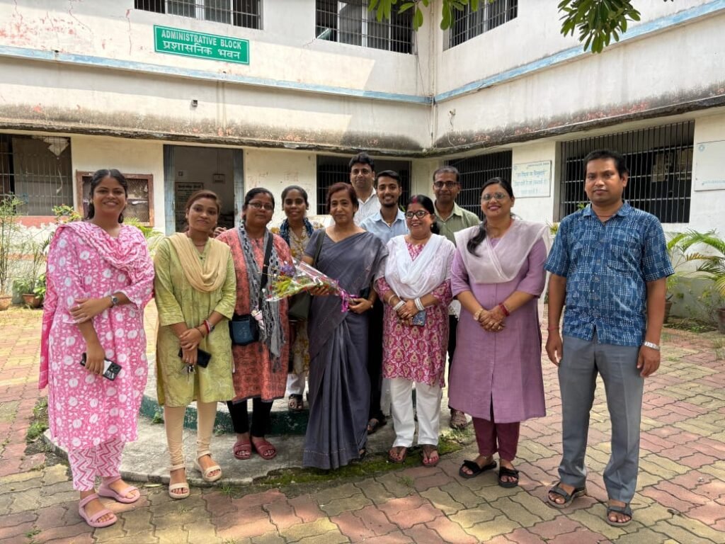 सिंदरी महाविद्यालय, सिंदरी के हिन्दी विभाग की विभागाध्यक्ष एवं वरिष्ठ शिक्षिका डा विशु मेघनानी के लिए विदाई सह सम्मान समारोह का किया गया आयोजन…