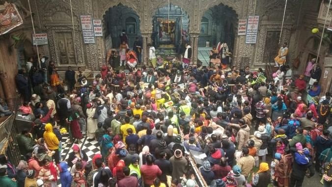 बांके बिहारी मंदिर मामले में सुप्रीम कोर्ट ने यूपी सरकार से पूछा, ‘अध्यादेश लाने में इतनी जल्दबाजी क्यों थी?’