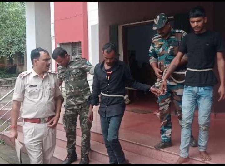 गुप्त सूचना के आधार पर झरिया पुलिस ने अबैध देसी कट्टा के साथ दो युवकों को किया गिरफ्तार, भेजा जेल