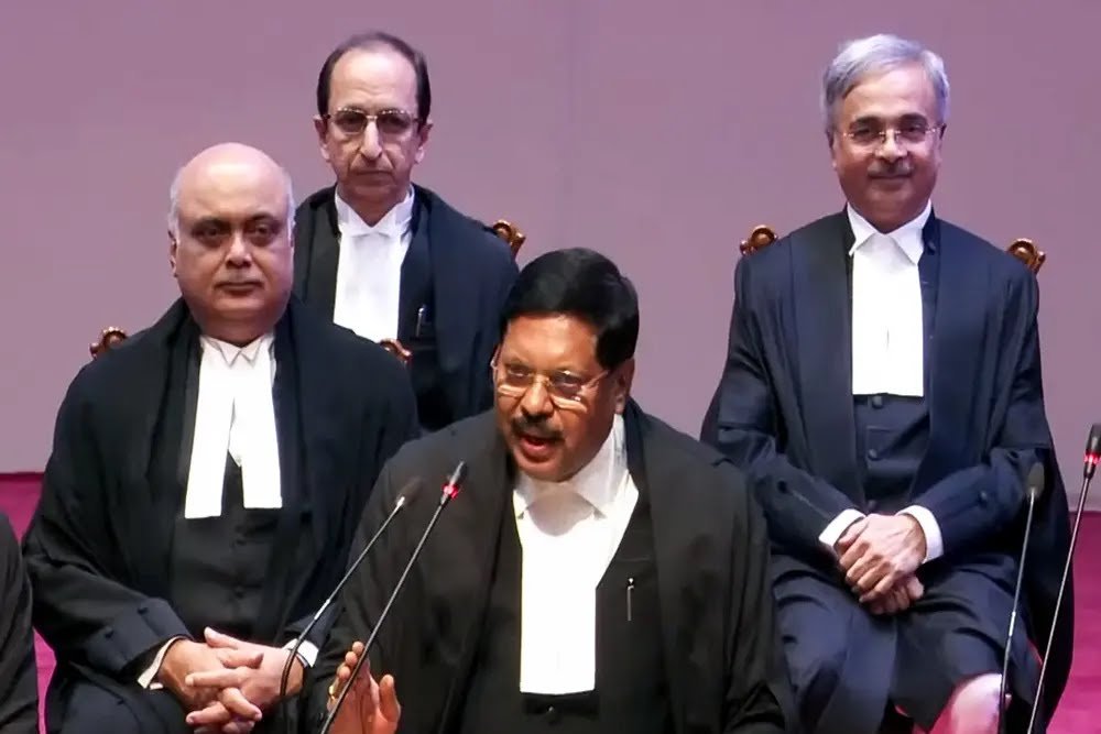 दलबदल लोकतंत्र के लिए खतरा: सुप्रीम कोर्ट…