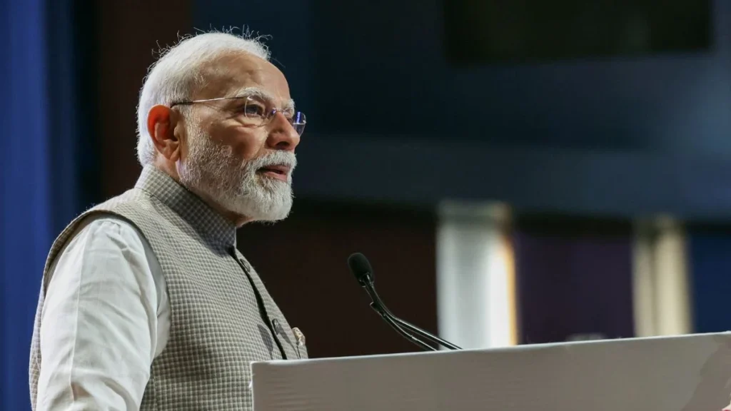 ‘भारतीय हैं तो भारत में बना सामान खरीदें, व्यापारी मेड इन इंडिया प्रोडक्ट बेचें’, पीएम मोदी ने की अपील…