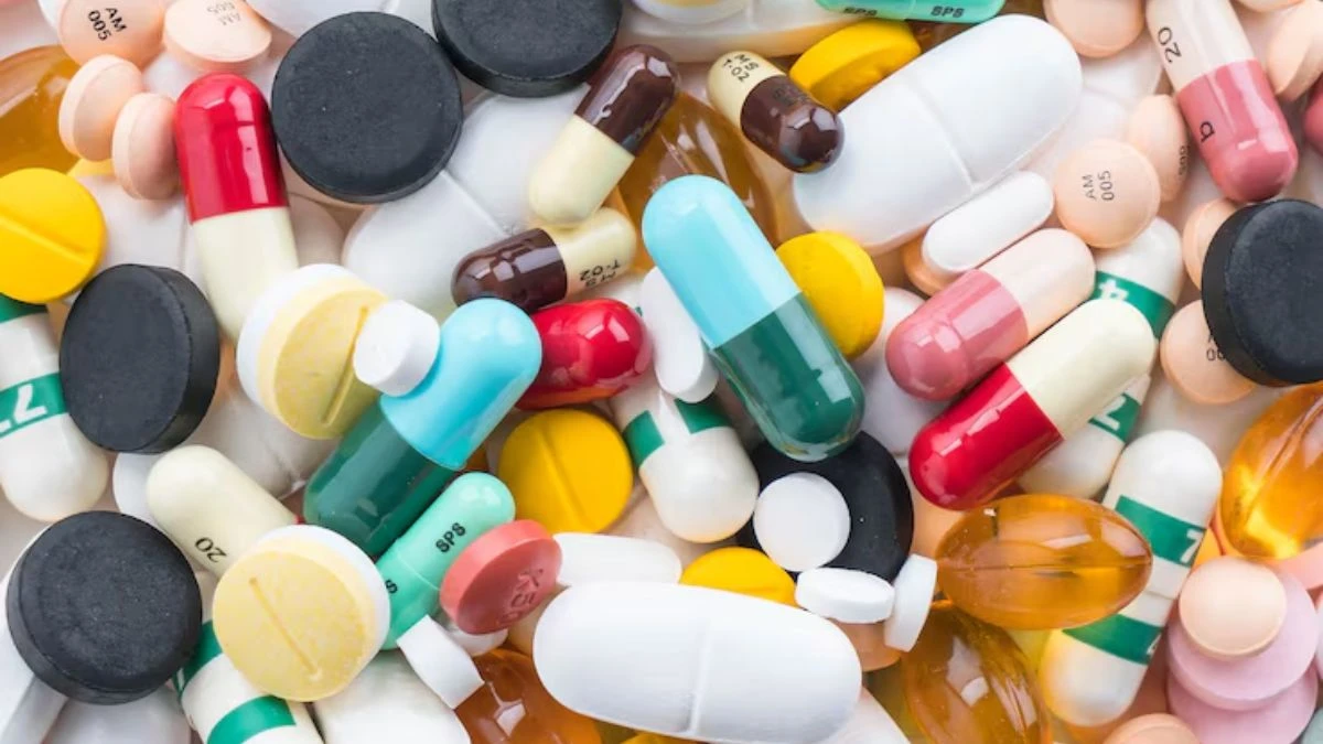 सरकार ने आम आदमी को दी बड़ी राहत, 37 जरूरी दवाओं की कीमतें 10-15% तक घटाईं…