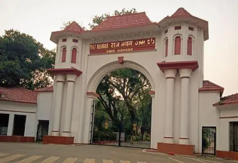 सरकारी विश्वविद्यालय के शिक्षकों-कर्मचारियों को राज्यपाल से सीधे आवेदन न भेजने की सख्त चेतावनी, अनुशासनात्मक कार्रवाई की तैयारी…