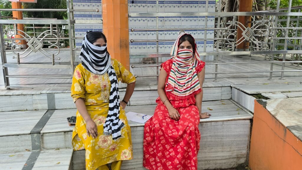 आसनसोल दिशा रेड लाईट एरिया मे यौन कर्मी महिला के साथ मारपीट, आरोपियों के खिलाफ कार्रवाई की मांग को लेकर थाने पहुँची पीड़िता…