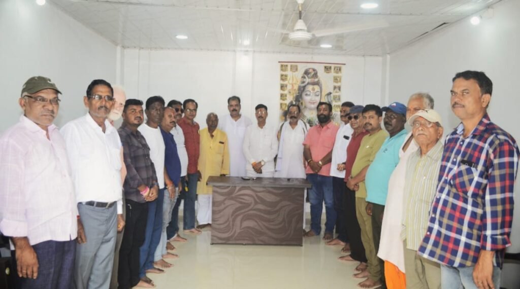 सिंदरी में रावण दहन की तैयारी को लेकर समिति की बैठक संपन्न…