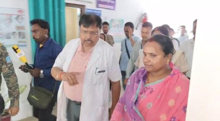 जिला परिषद चेयरमैन शारदा सिंह ने कराया स्वास्थ्य परीक्षण, सदर अस्पताल की व्यवस्थाओं का लिया जायजा…