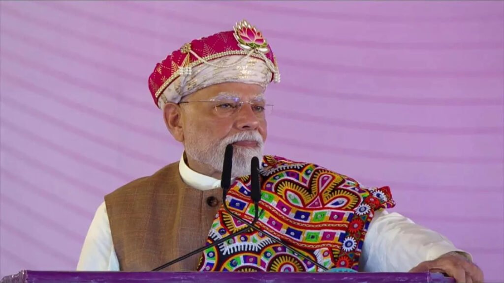 पलक झपकते ही पाकिस्तान घुटनों पर आया, कल ही उनके आतंकी ने रो-रो कर अपना हाल बताया: प्रधानमंत्री नरेंद्र मोदी…