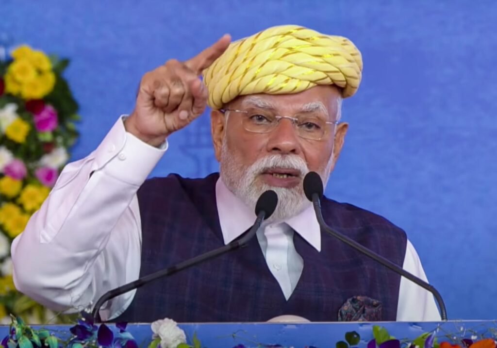 दूसरे देशों पर निर्भरता हमारा सबसे बड़ा दुश्मन: प्रधानमंत्री मोदी…