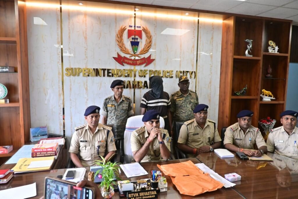 वासेपुर हत्याकांड का धनबाद पुलिस ने किया खुलासा: दोस्त ने ही गला रेतकर की सोनू की हत्या, आरोपी गिरफ्तार…..
