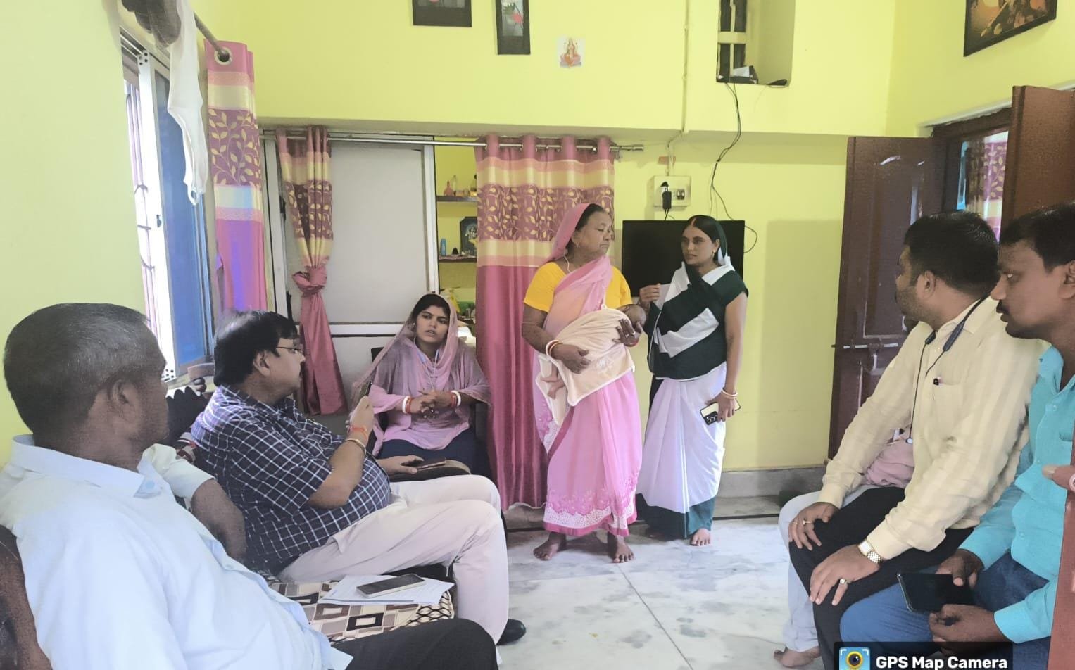 महिला की शिकायत पर उपायुक्त ने लिया संज्ञान..सीएस सहित चिकित्सकों के दल को भेजा महिला के घर…