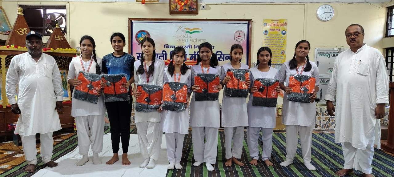 सरस्वती विद्या मंदिर, सिंदरी में खेल सम्मान समारोह का आयोजन…