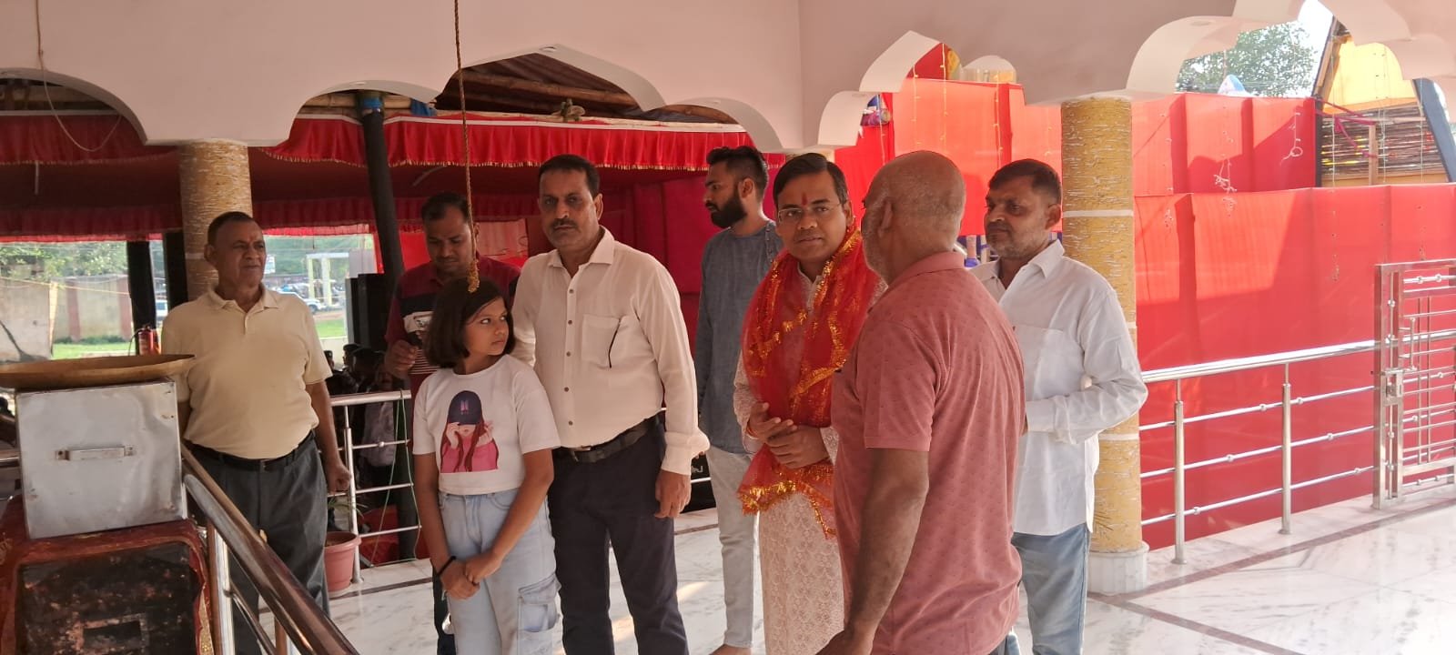 माता के जयकारे के बीच बोकारो प्रक्षेत्र के पुलिस महानिरीक्षक (आईजी) सुनील भास्कर ने किया भूली ए ब्लॉक दुर्गापूजा पंडाल का उद्घाटन…