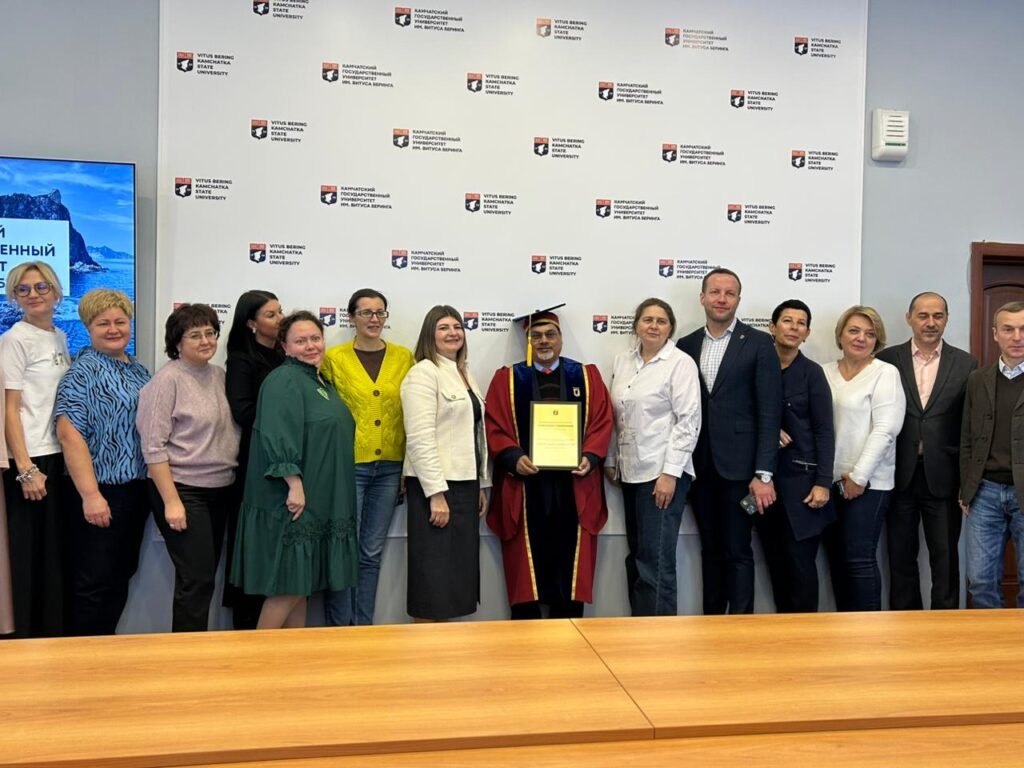 IIT (IDM) धनबाद के पूर्व छात्र डॉ. ओ. पी. मिश्रा को रूस की विटस बेरिंग कामचाटका स्टेट यूनिवर्सिटी ने ऑनरेरी प्रोफेसर की उपाधि दी….