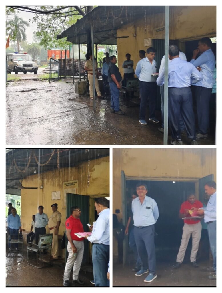 बेरा कोलियारी बिजलीघर में हथियारबंद अपराधियों ने कर्मियों को घंटों बंधक बनाकर लूटे कीमती समान..