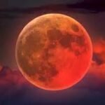 अब से थोड़ी देर बाद लगेगा चंद्रग्रहण..देखिए लाल चांद…
