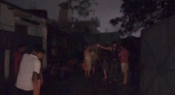 हीरापुर में ट्रांसफॉर्मर वर्कशॉप में भीषण आग, दो घंटे की मशक्कत के बाद बुझी लपटें…