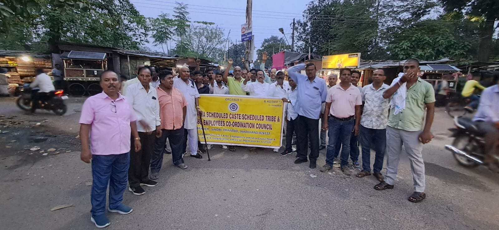 मुख्य न्यायाधीश पर जूते फेंकना दलितो की गरिमा पर हमला:- अध्यक्ष सुरेश प्रसाद…