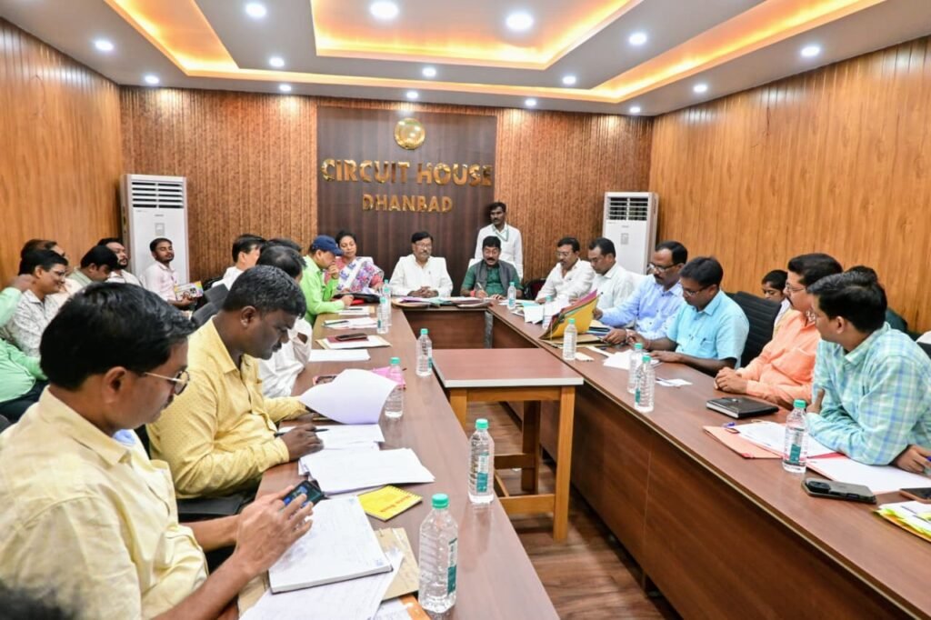 विधानसभा समिति ने की विभिन्न विभागों की समीक्षा…