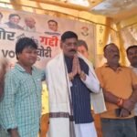 धनबाद जिला कांग्रेस सोशल मीडिया ने आरा मोड़ वासेपुर में “वोट चोर -गद्दी छोड़” सह सम्मान समारोह कार्यक्रम का किया आयोजन…