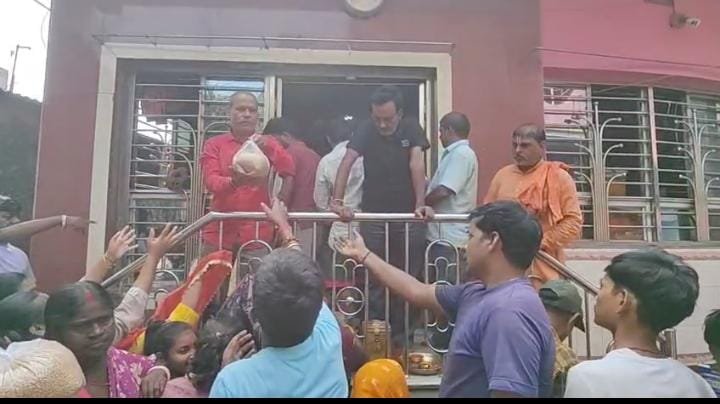 अन दान किजिए तीनों लोक को जीत लिजिए: गणेश बाबा…