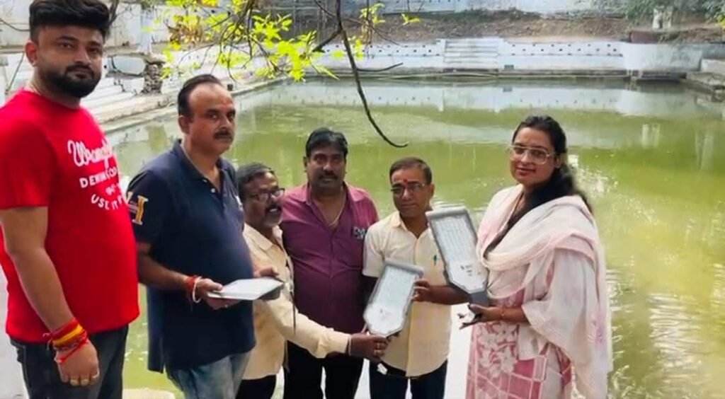 झरिया के छठ घाटों का निरीक्षण, विधायक रागिनी सिंह की बेटी साक्षी ने तैयारियों का लिया जायजा…