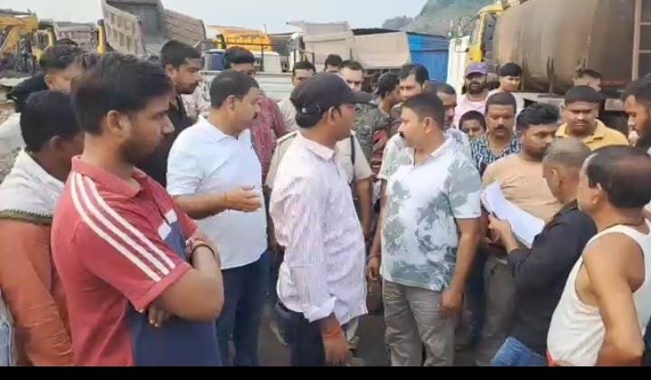 छठ पर्व के बीच धनबाद में बड़ा हादसा, लैंडस्लाइड में एक की मौत, दो घायल…