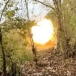 सारंडा जंगल में नक्सलियों का लगाया IED किया विस्फोटसियाल पत्ता चुनने गई 10 साल की बच्ची हुई शिकार, मौके पर ही तोड़ दिया दम…