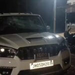 चाईबासा में पुलिस-ग्रामीणों में हिंसक भिड़ंतशहर के बाईपास में भारी वाहनों के नो-एंट्री की है डिमांडपुलिस ने किया लाठीचार्ज, आंसू गैस छोड़े…