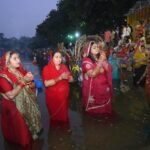 झरिया विधायक रागिनी सिंह ने भगवान भास्कर को अर्घ्य अर्पित कर कोयलांचलवासियों की सुख-समृद्धि की कामना की…