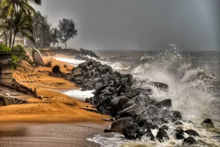 चक्रवाती तूफान मोंथा के कारण शुक्रवार तक पूरे राज्य में बारिश होने का अनुमान…