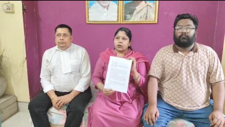 पूर्व सांसद राजकिशोर महतो की बहू ने लगाई सुरक्षा की गुहार, संपत्ति हड़पने की साजिश का आरोप…