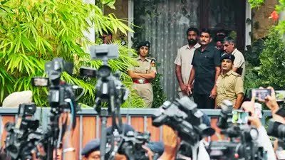 वाई पूरन कुमार IPS की मौत मामला पकड़ा तूल, परिवार से मिलने पहुंच रहे राहुल गांधी, हरियाणा में अलर्ट जारी…