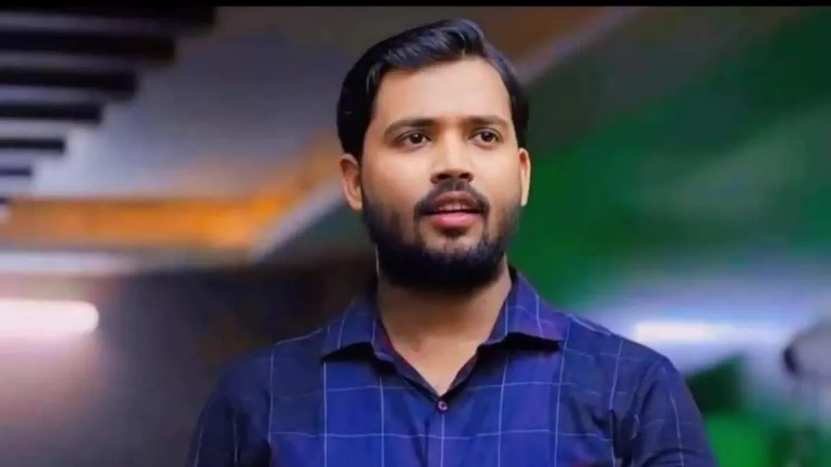 मशहूर शिक्षक खान सर ने किया मतदान…