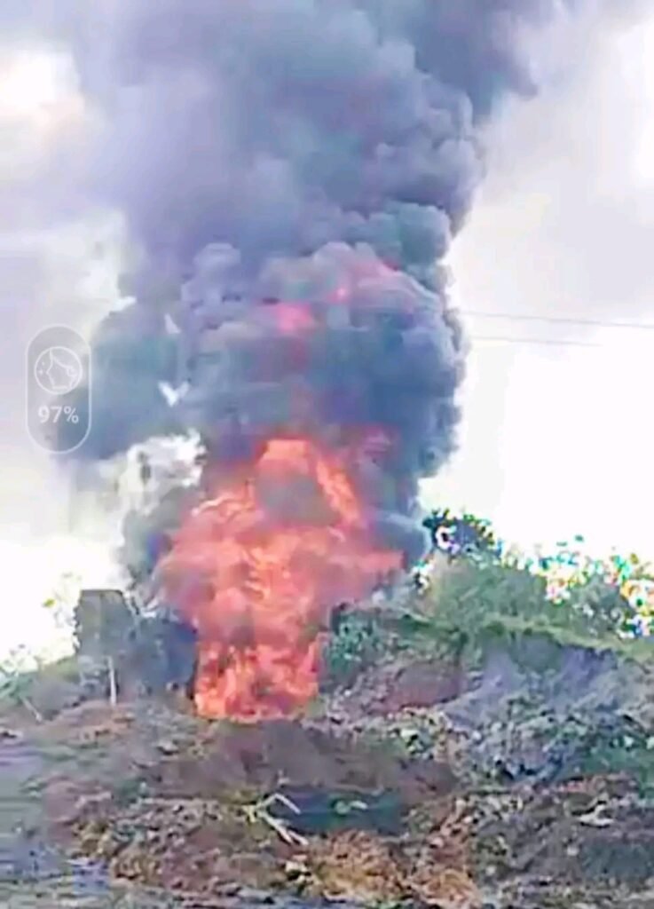 BCCL एरिया-4 के लकड़का 8 नंबर बंद चानक में लगी भीषण आग, जहरीले धुएं से दहशत में ग्रामीण…